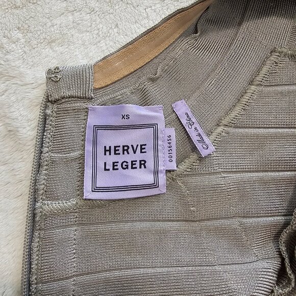 Herve Leger by Max Azria Grey Bandage Cocktail Dress in size XS - Picture 8 of 8